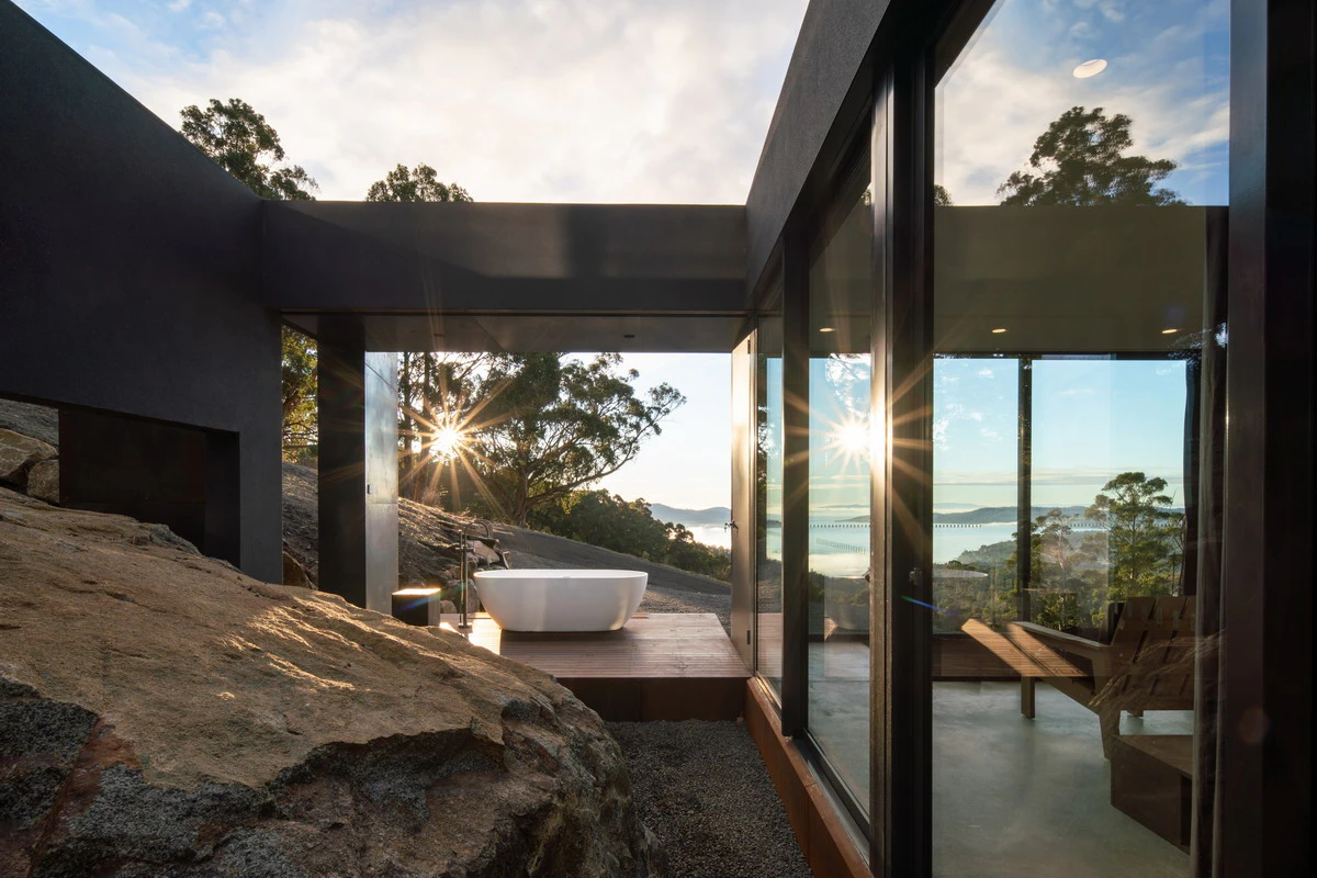 Open-air bathroom